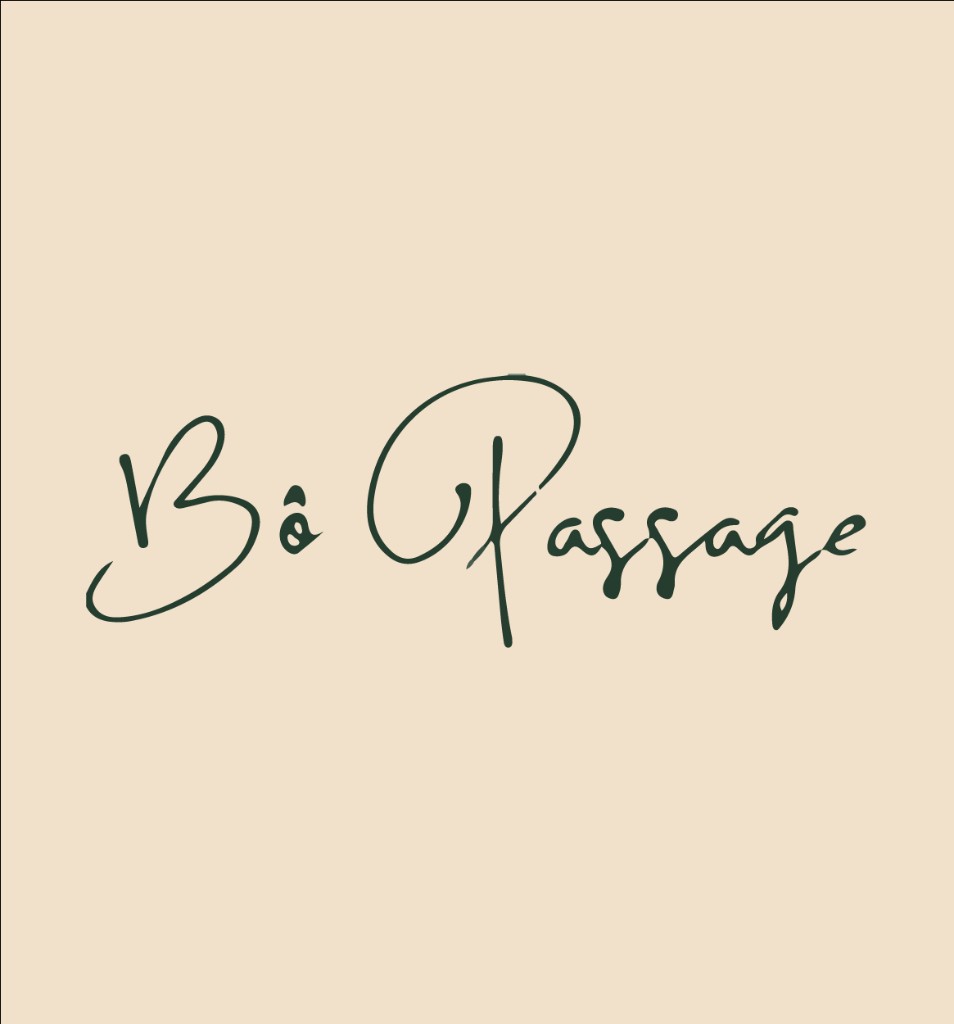 Bô Passage script logo on creamy ivory background